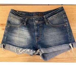 DL1961 Cameron cutoff shorts